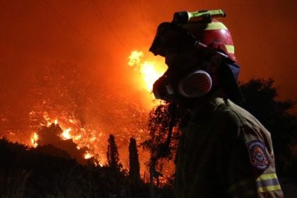 Πυρκαγιές: «Η αντιπυρική περίοδος μεγαλώνει», προειδοποιεί ο Λαγουβάρδος - Οι επιπτώσεις από τις φωτιές στην Πάτρα