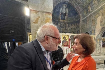Διεθνές Φεστιβάλ Ποίησης Πάτρας: Δημιουργεί γέφυρες πολιτισμού - Συνάντηση με την Πρόεδρο Δημοκρατίας της Βόρειας Μακεδονίας του Αντώνη Σκιαθά ΦΩΤΟ