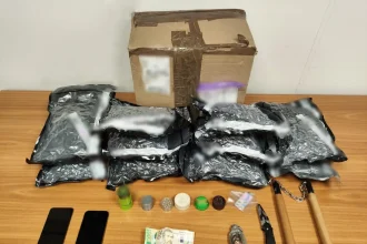 Σύλληψη 25χρονου για εισαγωγή ακατέργαστης κάνναβης στην ελληνική επικράτεια, μέσω ταχυδρομικού δέματος (ΦΩΤΟ)