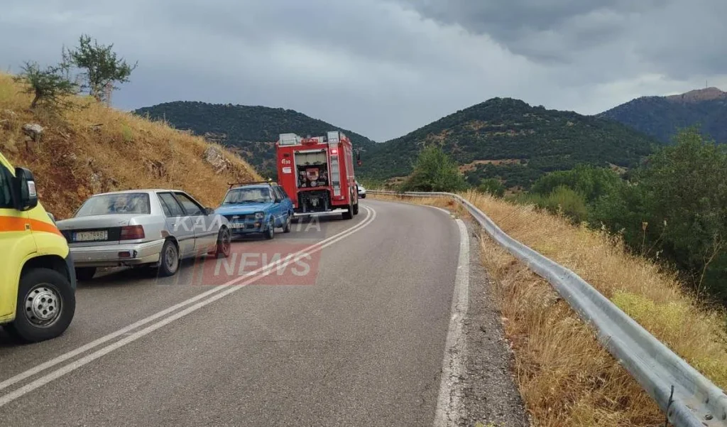 Αχαΐα: Στο νοσοκομείο τετραμελής οικογένεια μετά από σοβαρό τροχαίο (ΦΩΤΟ)