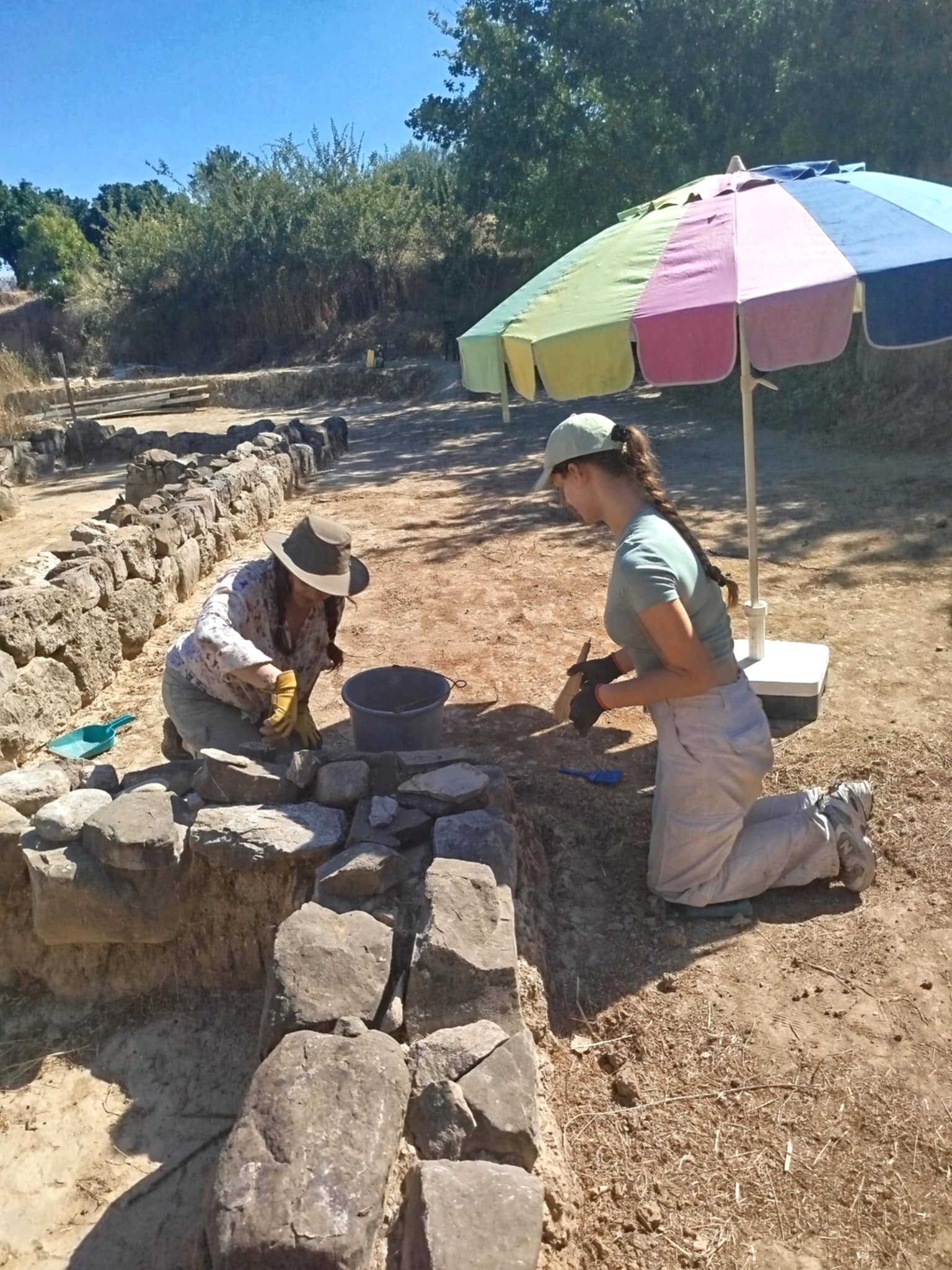 Εργασίες στον αρχαιολογικό χώρο Αρχαίας Ελίκης με την συνδρομή φοιτητών του εξωτερικού