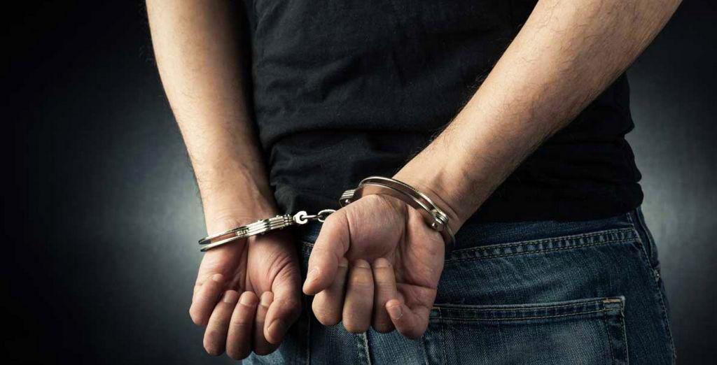 Ηλεία: Toν συνέλαβαν τη στιγμή που αφαιρούσε κοσμήματα αξίας 150.000 ευρώ