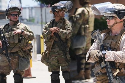 Ο Τραμπ στέλνει στρατό και στο Σικάγο