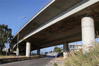 Ανδρέας Παναγιωτόπουλος: Γιατί καθυστερεί η παράδοση των δίδυμων γεφυρών στην είσοδο της Περιμετρικής;