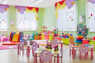 Πάτρα: Ξεκινά η υποβολή αιτήσεων, για το «Πρόγραμμα υποστήριξης εκμάθησης ξένων γλωσσών σε παιδιά οικονομικά αδύναμων οικογενειών»