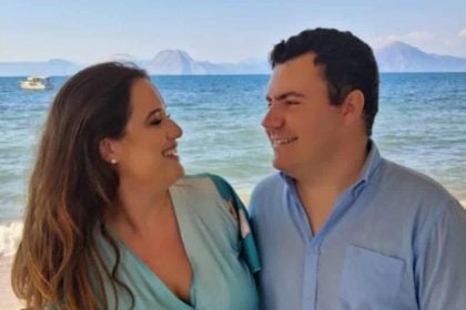 Πάτρα: Αρραβωνιάστηκαν ο Ιωάννης Βαγγέλης και η Νικολία Μεσσήνη — Μια νέα αρχή με αγάπη και χαμόγελα!