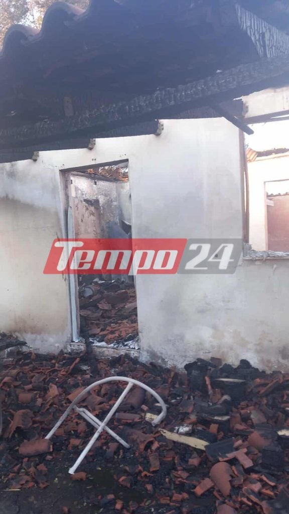 Ολονύχτια μάχη με τον πύρινο εφιάλτη: Σπίτια και επιχειρήσεις παραδόθηκαν στις φλόγες, 112 για εκκένωση της Κάτω Αχαΐας - Πού έχει διακοπεί η κυκλοφορία (ΦΩΤΟ & ΒΙΝΤΕΟ)