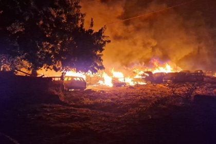Φωτιά στη Δυτ. Αχαΐα: Οι φλόγες πέρασαν από μάντρα με κατασχεμένα αυτοκίνητα, εκατοντάδες έγιναν στάχτη (ΦΩΤΟ)