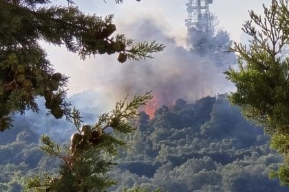 Κόλαση φωτιάς στα Συχαινά: Κάηκαν σπίτια, εκκενώνονται οικισμοί και κτίρια
