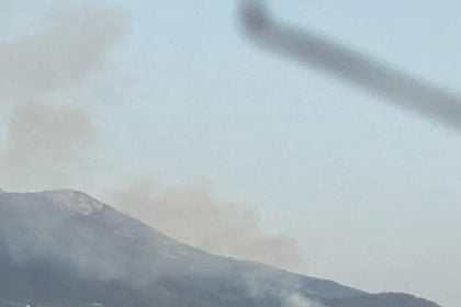 LIVE - Φωτιά στην Πάτρα: Αναζωπύρωση στην περιοχή του Μπάλα - Μήνυμα εκκένωσης του 112 (ΦΩΤΟ)