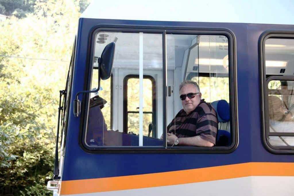 Πάτρα: Η πόλη έχασε τον μηχανοδηγό της! Θρήνος για τον ξαφνικό θάνατό του