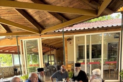 "Δεν μπορείς να σχεδιάζεις στο γραφείο", το μήνυμα του Μπονάνου από τα ορεινά της Αχαΐας...