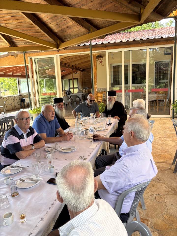 "Δεν μπορείς να σχεδιάζεις στο γραφείο", το μήνυμα του Μπονάνου από τα ορεινά της Αχαΐας...