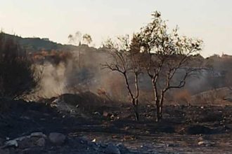 Αχαΐα: Επικίνδυνα αέρια από την φωτιά σε χωματερή που καίει για 15η ημέρα! ΦΩΤΟ