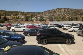 Επιστρέφουν οι πρώτοι αδειούχοι του Αυγούστου