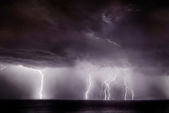 Σικελία: Νεκρός ένας άντρας έπειτα από σύγκρουση οχημάτων λόγω κακοκαιρίας