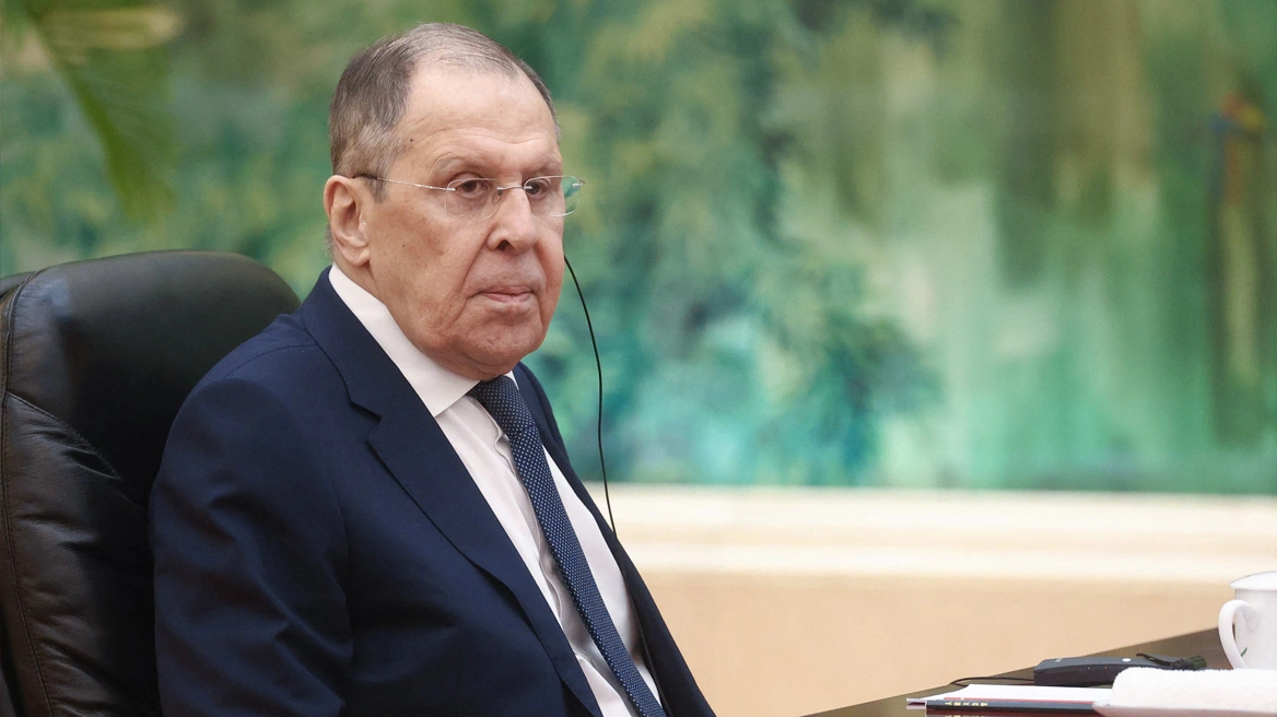 Λαβρόφ: Η Ρωσία στηρίζει αξιόπιστες εγγυήσεις ασφαλείας για την Ουκρανία