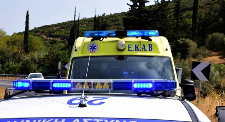 Πύργου - Κυπαρισσίας: Ένας νεκρός σε τροχαίο - To IX έκοψε την κολώνα στη μέση! (ΦΩΤΟ)