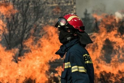 Περιφέρεια Δυτικής Ελλάδας: Πού απαγορεύεται την Κυριακή η κυκλοφορία πολύ λόγω υψηλού κινδύνου πυρκαγιάς
