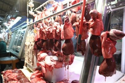Ανατιμήσεις στο κρέας λόγω των μέτρων για την ευλογιά των αιγοπροβάτων