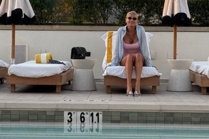 Η Φαίη Σκορδά απολαμβάνει τις καλοκαιρινές της διακοπές στο εξωτερικό