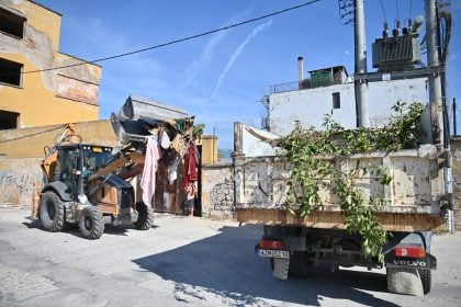 Πάτρα: Εργασίες καθαριότητας, ηλεκτροφωτισμού και καταγραφές μετά τις πυρκαγιές