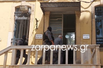 Εξέλιξη “σοκ” στην υπόθεση του γιατρού της κατασκήνωσης στα Χανιά: Παραπέμπεται για κακούργημα μετά από νέες καταγγελίες ανηλίκων