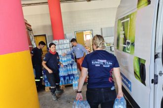 Φωτιά στην Αχαΐα: Μεγάλη ανάγκη για πόσιμο νερό - Τα My market ήταν εκεί!