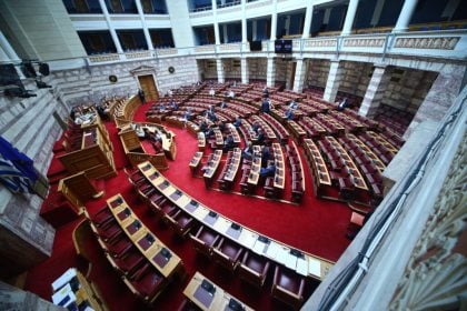 Π. Μαρινάκης: Ψευδές το δημοσίευμα για επίδομα επικινδυνότητας στους υπαλλήλους της Βουλής