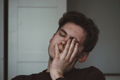 Οι τροφές που μας φέρνουν ύπνο μέσα στην ημέρα