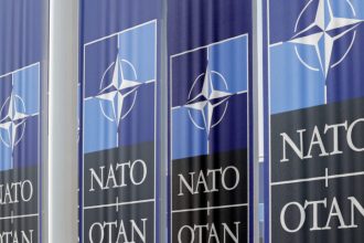 ΝΑΤΟ: Ο Γενικός Γραμματέας μεταβαίνει στην Ουάσινγκτον για τη συνάντηση Τραμπ, Ζελένσκι και Ευρωπαίων ηγετών