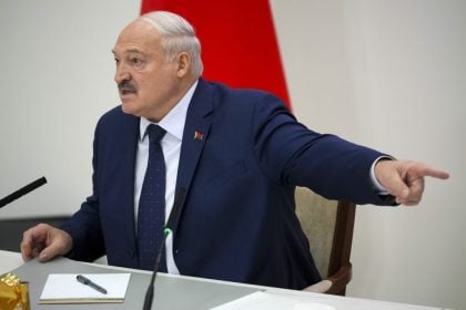 Τηλεφωνική επικοινωνία Τραμπ - Λουκασένκο λίγο πριν τη Σύνοδο Κορυφής στην Αλάσκα