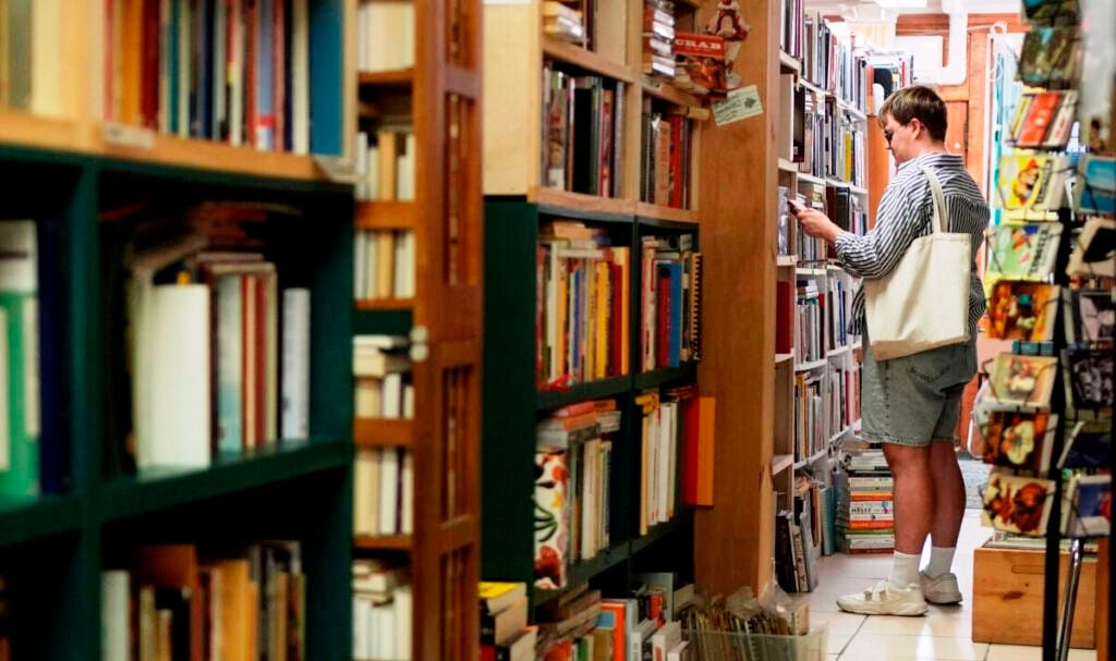 Δανία: Η κυβέρνηση θέλει να καταργήσει τον ΦΠΑ στα βιβλία για να ενθαρρύνει την ανάγνωση