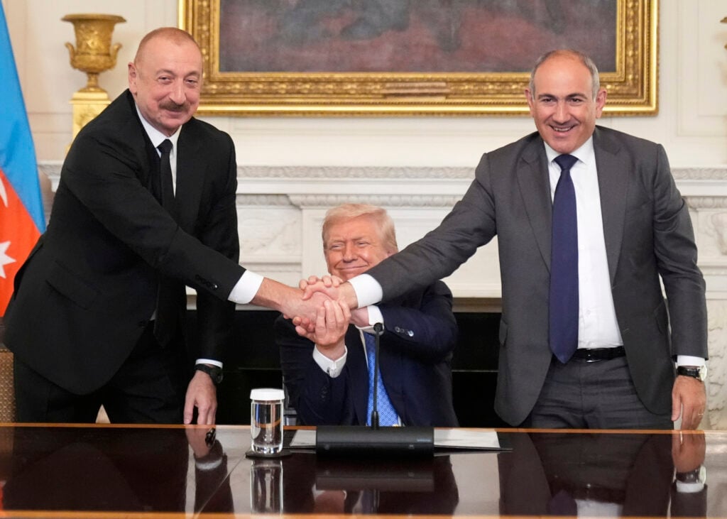 Αρμενία-Αζερμπαϊτζάν: Στη δημοσιότητα το κείμενο της συμφωνίας ειρήνης
