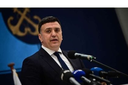 Κικίλιας: Συγχαρητήρια στα στελέχη του Λιμενικού Σώματος για την εξιχνίαση της υπόθεσης του νεκρού κοριτσιού στο Παλαιό Φάληρο