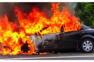 Πάτρα: Συναγερμός για φωτιά σε όχημα στη μίνι περιμετρική