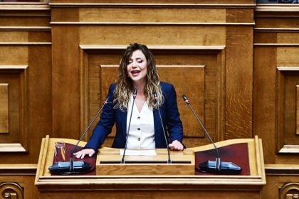 Β. Δάγκα: Η κυβέρνηση δίνει δις στους επιχειρηματικούς ομίλους αλλά λογαριάζει ως κόστος τα μέτρα προστασίας των εργαζομένων