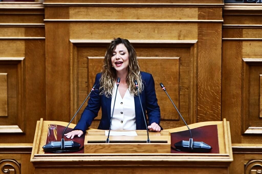 Β. Δάγκα: Η κυβέρνηση δίνει δις στους επιχειρηματικούς ομίλους αλλά λογαριάζει ως κόστος τα μέτρα προστασίας των εργαζομένων