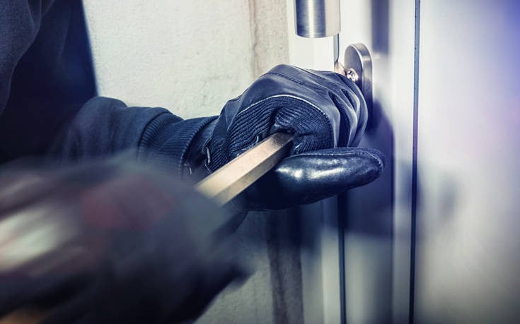 Πάτρα: Διέρρηξαν καφετέρια στην Ελ. Βενιζέλου