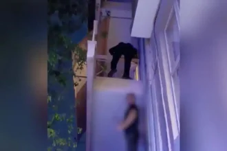 Καμίνια: Έξι μήνες φυλακή με αναστολή στη 19χρονη αδερφή του 5χρονου που σώθηκε από το μπαλκόνι