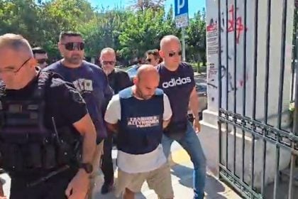 Βόλος: «Μετανιωμένος ο 40χρονος για τη δολοφονία της συζύγου του» λέει ο δικηγόρος του - Ψάχνουν το «όπλο» του εγκλήματος