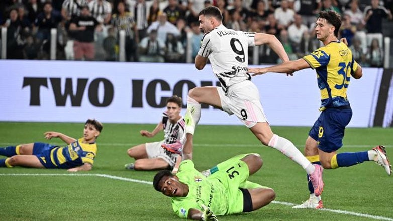 Ιταλία: Μπήκε… με το δεξί η Γιουβέντους, 2-0 την Πάρμα