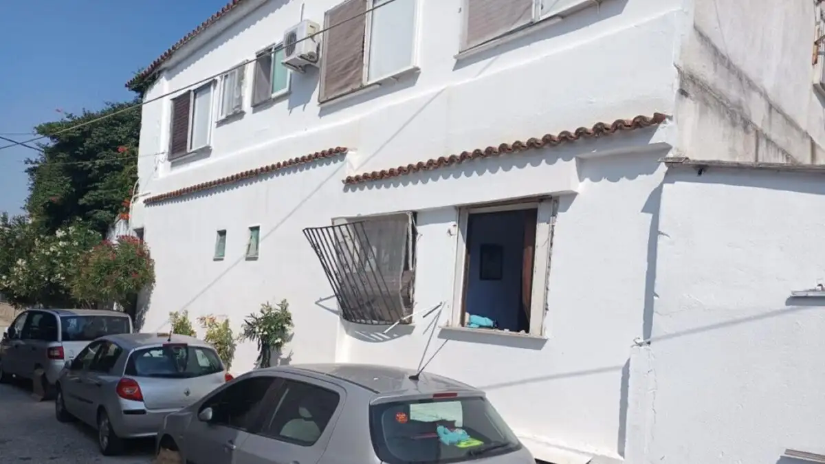 Έκρηξη φιάλης υγραερίου σε ενοικιαζόμενα δωμάτια - Πέντε τραυματίες, ο ένας σοβαρά