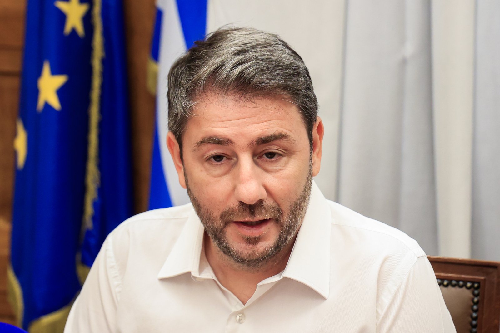 Νίκος Ανδρουλάκης: Θα παραστεί στην κηδεία της Λένας Σαμαρά