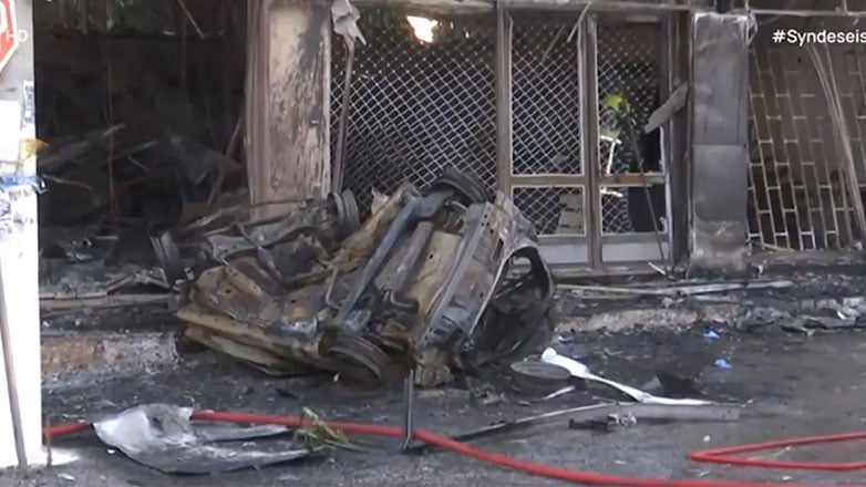 Κορωπί: Από τροχαίο η φωτιά – Απανθρακώθηκε ο οδηγός