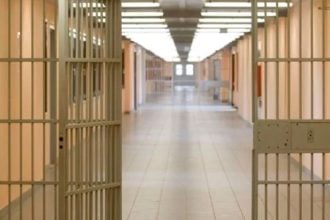 Φυλακές Τρικάλων: Μαχαίρωσε συγκρατούμενό του και προσπάθησε να αυτοπυρποληθεί