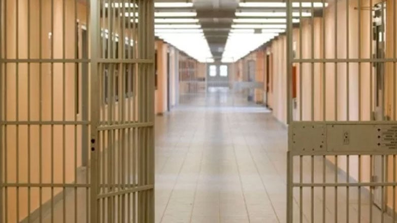 Φυλακές Τρικάλων: Μαχαίρωσε συγκρατούμενό του και προσπάθησε να αυτοπυρποληθεί
