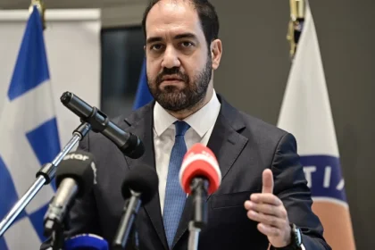 Το «ευχαριστώ» του Κεφαλογιάννη στους πυροσβέστες για τέσσερις επιτυχημένες διασώσεις