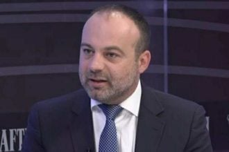 Η στέγη είναι κοινωνικό δικαίωμα και δεν μετριέται με πιστοποιητικά