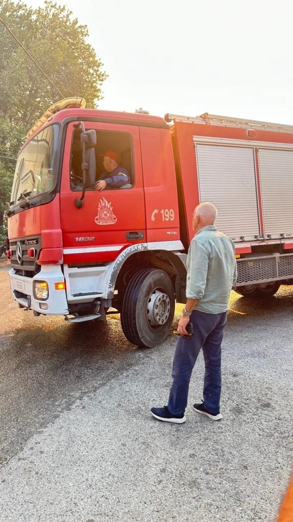 Ο Γιώργος Παπανδρέου πραγματοποίησε σήμερα περιοδεία στις καταστροφικές πυρκαγιές στην Αχαΐα